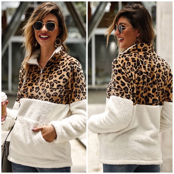 ❄️LAST2️⃣//LEOPARD FLEECE PULLOVER - Picture 2 of 2